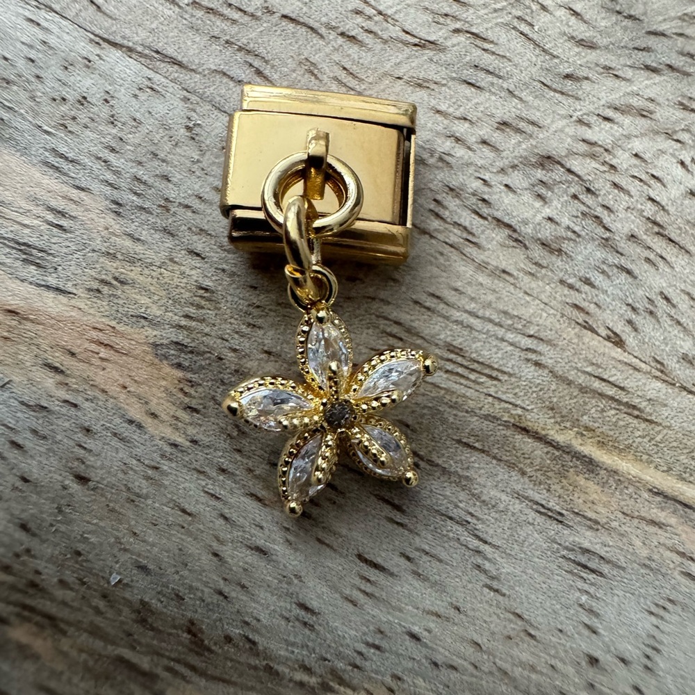 Premium design Gold Crystal Flower Dangle – Italian Charm Link